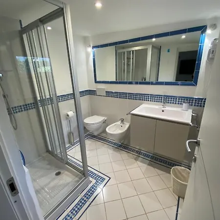 Apartment Attico Fronte Mare Nel Borgo Di *